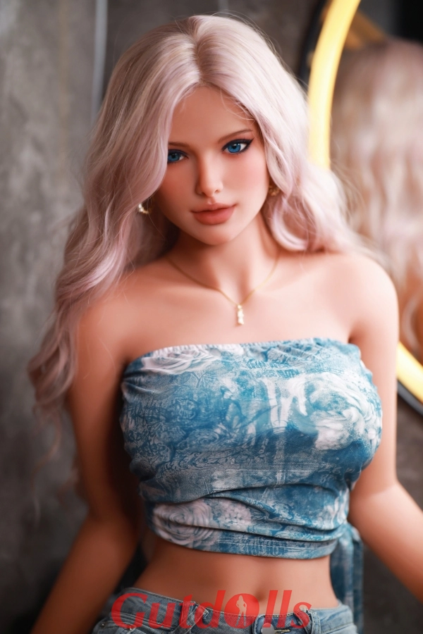 custom sex doll Giulietta