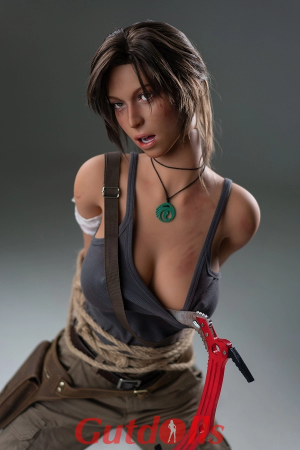 half dollar Lara Croft coin measurements GameLady